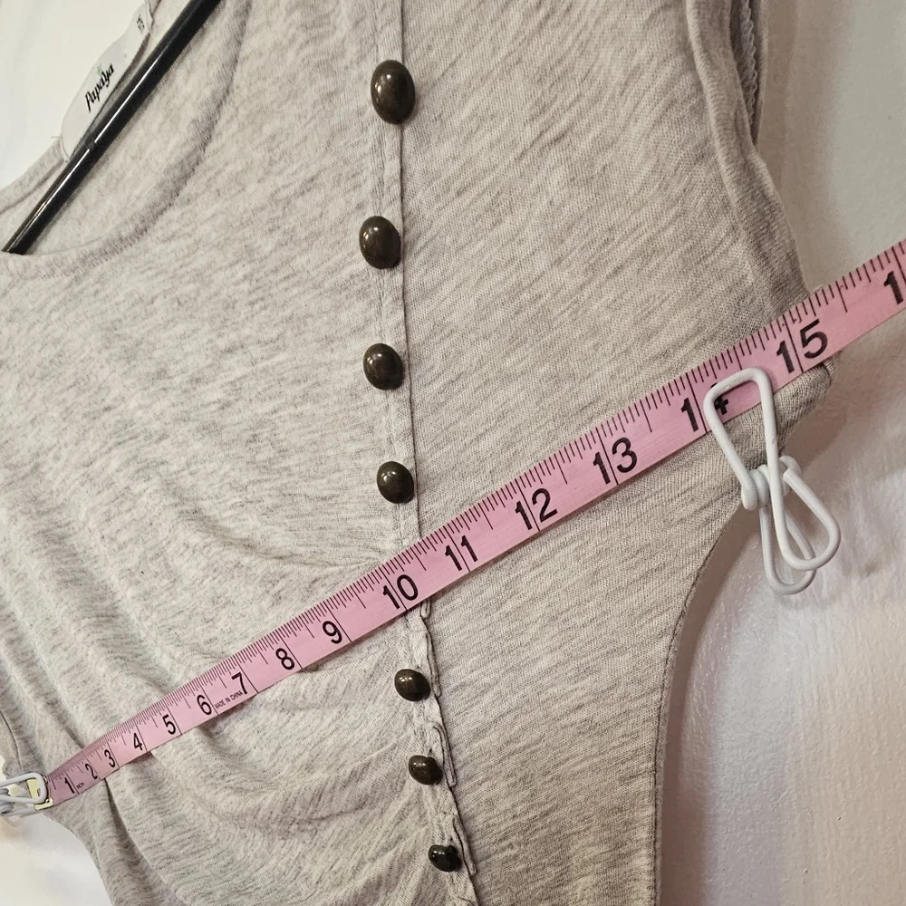 Stylish Ruched Button Blouse - Picture 4 of 8